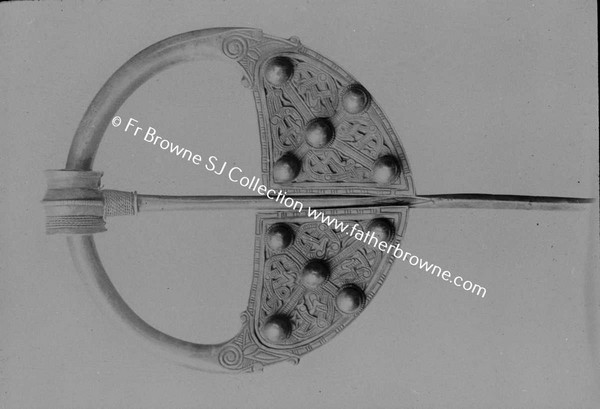 NATIONAL MUSEUM BALLYSPELLAN BROOCH